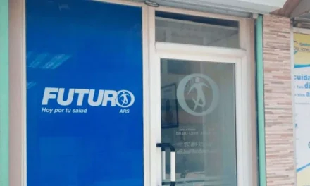 Ministerio de Trabajo busca evitar suspensión de servicios a afiliados de ARS Futuro y Primera