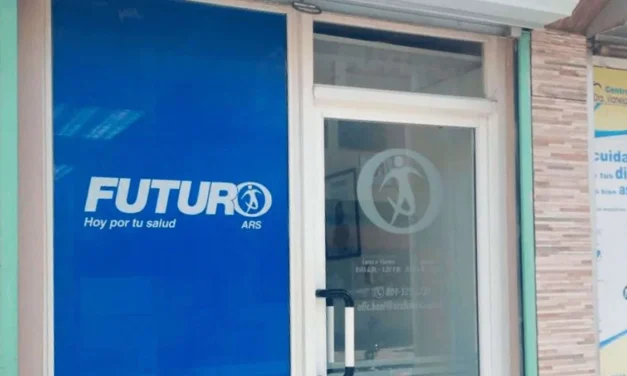 Ministerio de Trabajo busca evitar suspensión de servicios a afiliados de ARS Futuro y Primera