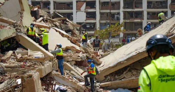 VENEZUELA: Sube a 3.342 cifra fallecidos por los terremotos