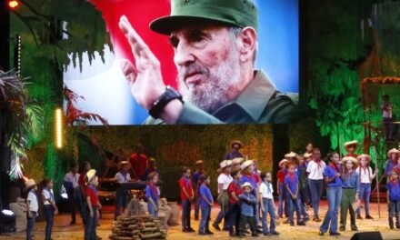 Cuba conmemora el centenario de Fidel Castro con espectáculo