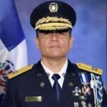El director de la Policía se despide con mensajes que golpean como macanazos