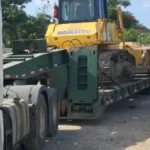ECO5RD envía bulldozer a Cabrera para reforzar combate al incendio del vertedero municipal