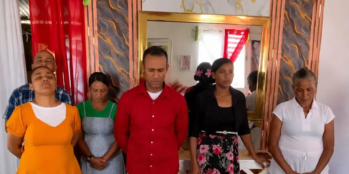 Pastores de Nagua denuncian irregularidades en operativo Policial donde arrestaron su hijo
