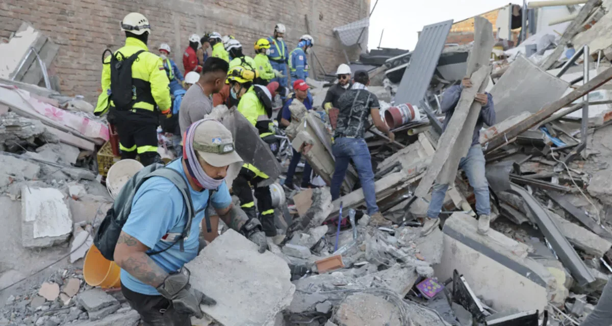 Al menos 240 muertos en cuatro regiones de Colombia por el terremoto