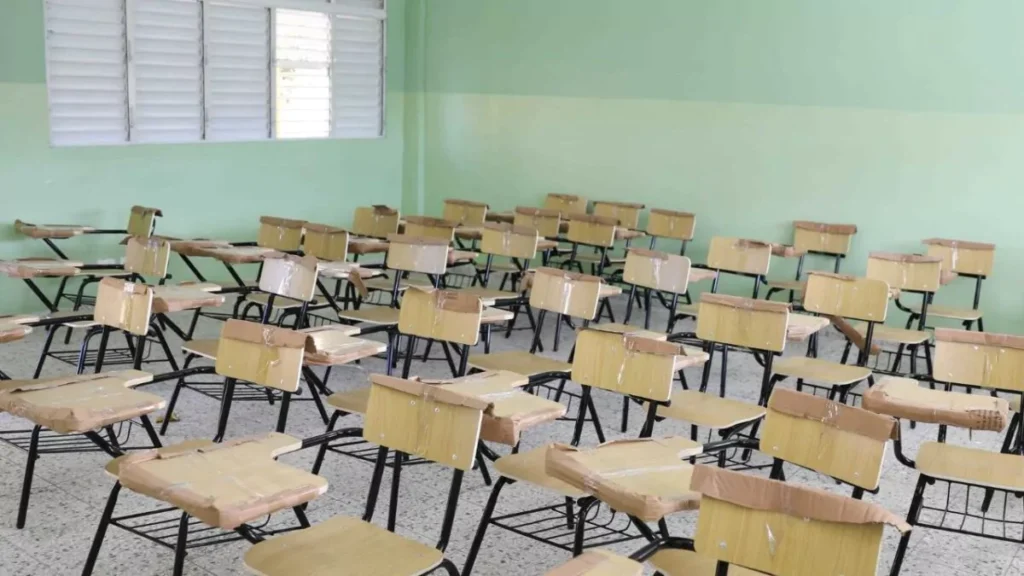 Diputado somete proyecto para crear aulas inclusivas en todas las escuelas públicas