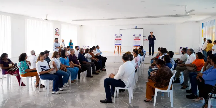 Defensor del Pueblo lleva a Nagua la Ruta por la Ciudadanía y acerca el nuevo Código Penal a la población