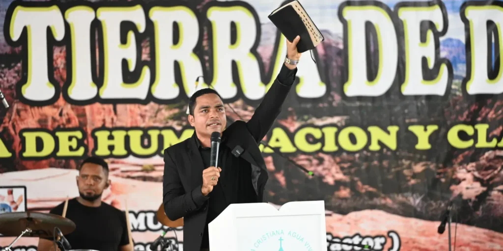 Pastor Anderson Noah a la Policía: «No van a transformar a nuestros jóvenes matándoles»